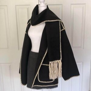 Commense Black Coat and scarf